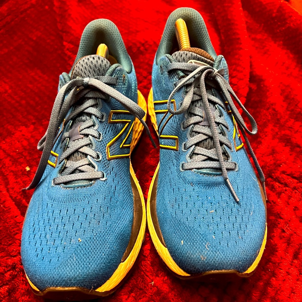 New Balance Women's Fresh Foam 880 Running Training Blue Shoe Size 10.5